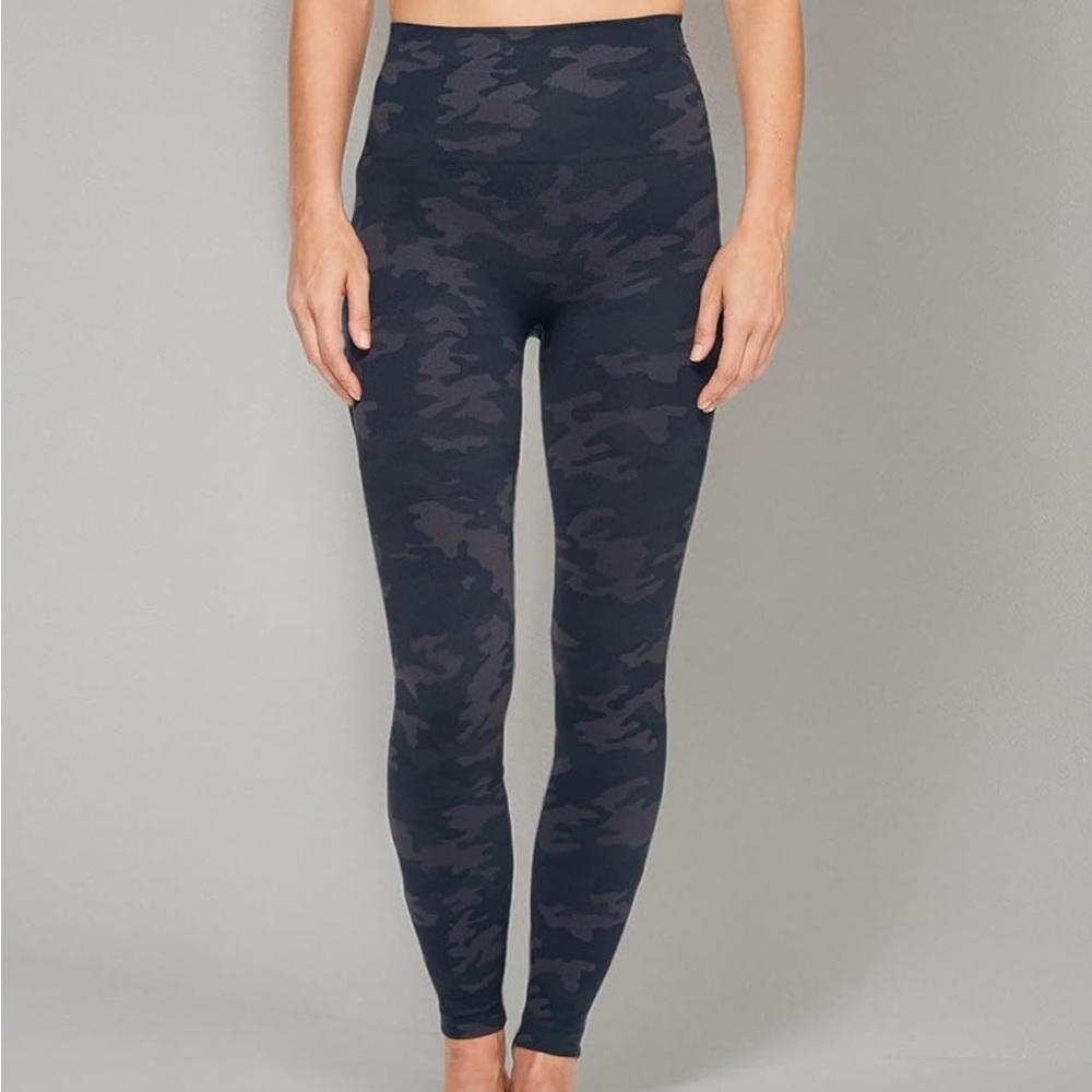 SPANX Black Camo Seamless Leggings